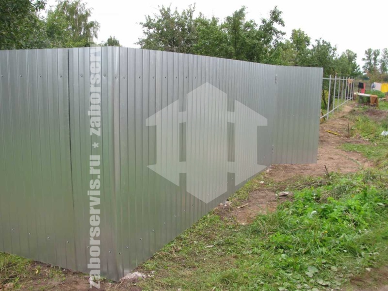 Забор из профнастила оцинкованный 49 метров