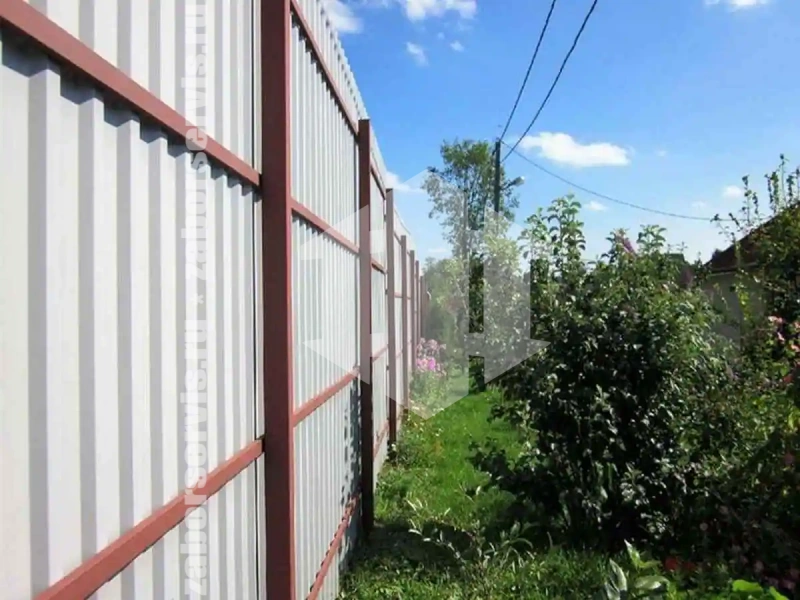 Забор из профнастила 88 метров зеленый