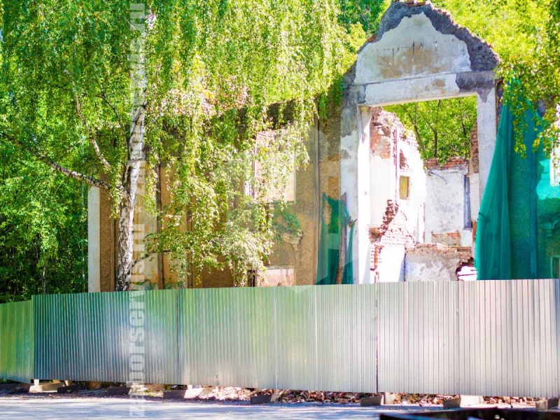 Забор из профнастила оцинкованный 75 метров