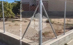 Забор из сетки рабицы на ленточном фундаменте 30 метров